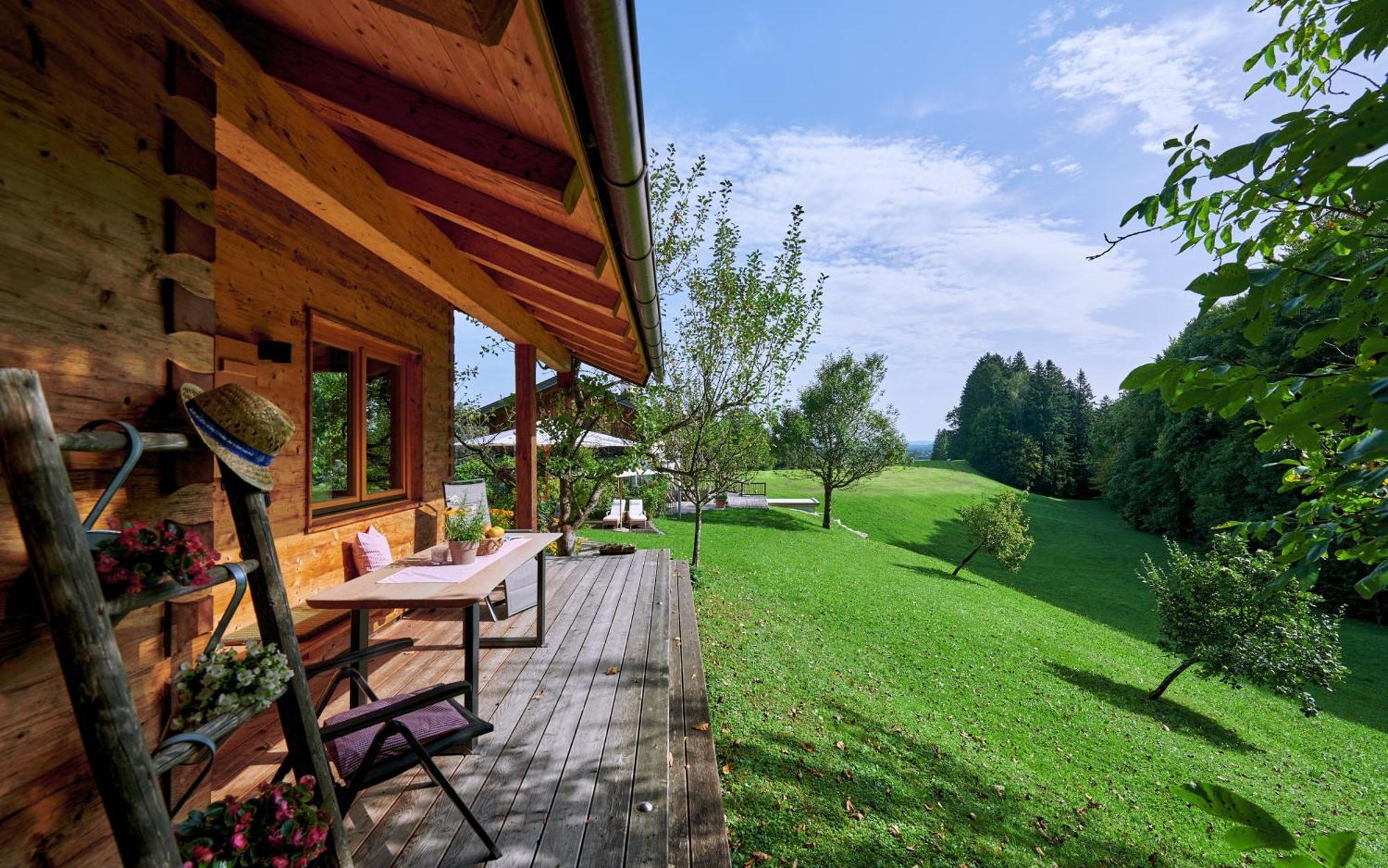 ברנאו אם כימסי Das Alm-Chalet-Chiemsee מראה חיצוני תמונה